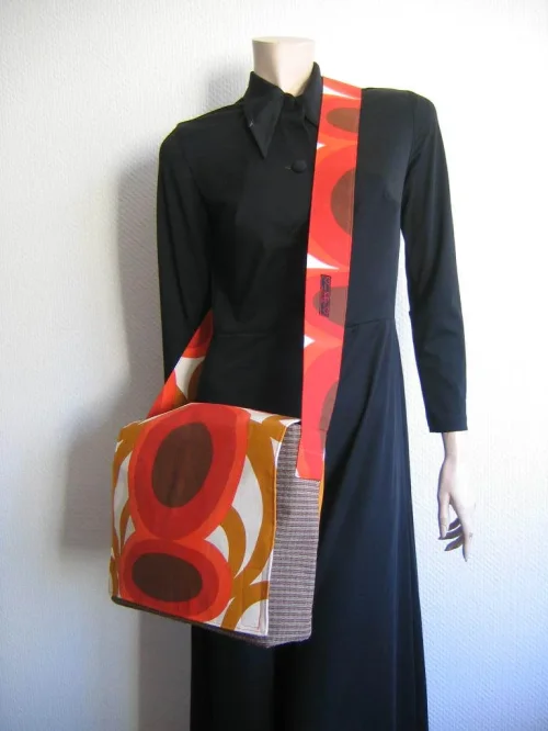 Bild 4 von Große Tasche