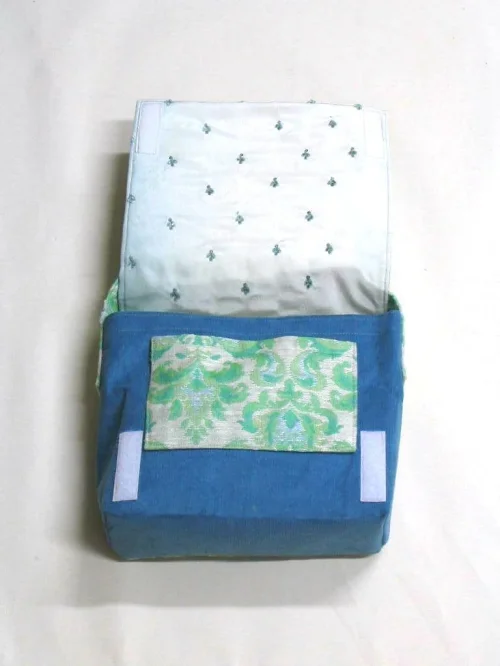 Bild 2 von Kleine Tasche
