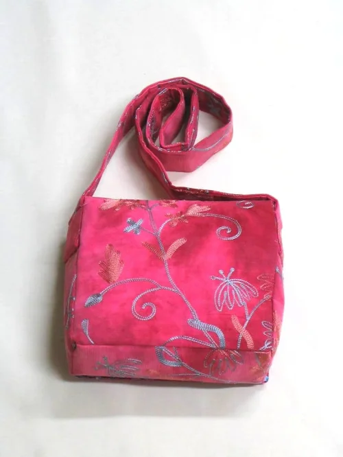 Bild 3 von Kleine Tasche