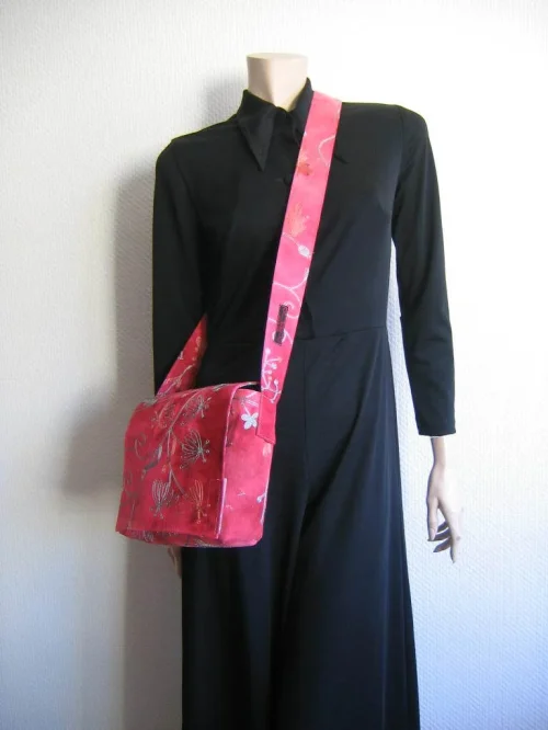 Bild 4 von Kleine Tasche