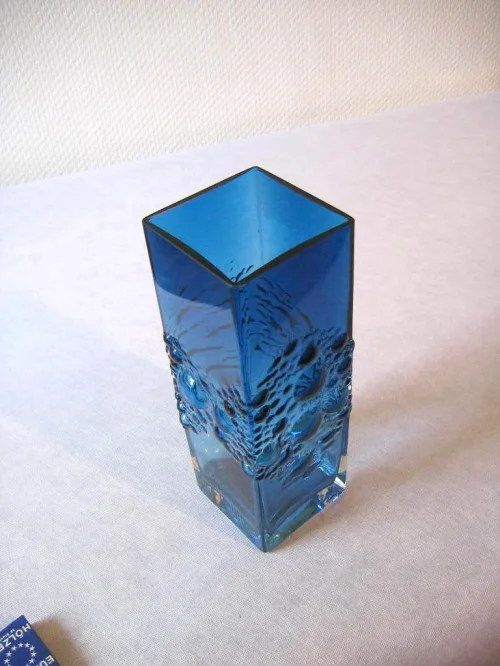 Bild 2 von Vase
