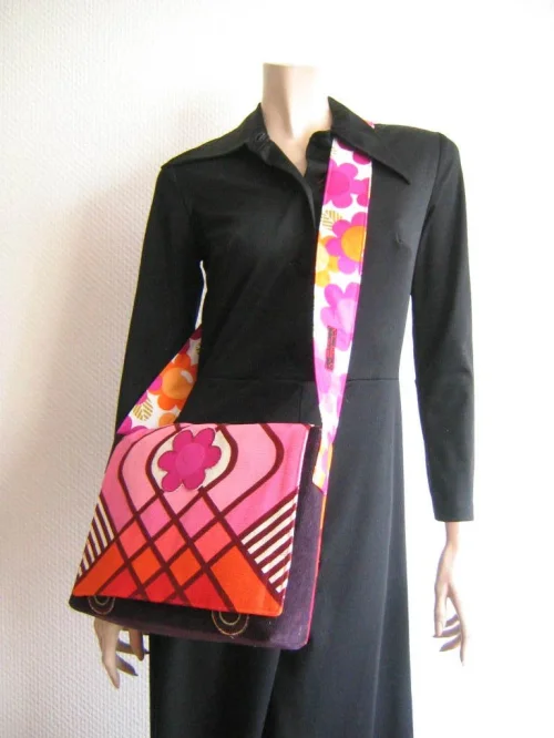 Bild 4 von Mittlere Tasche