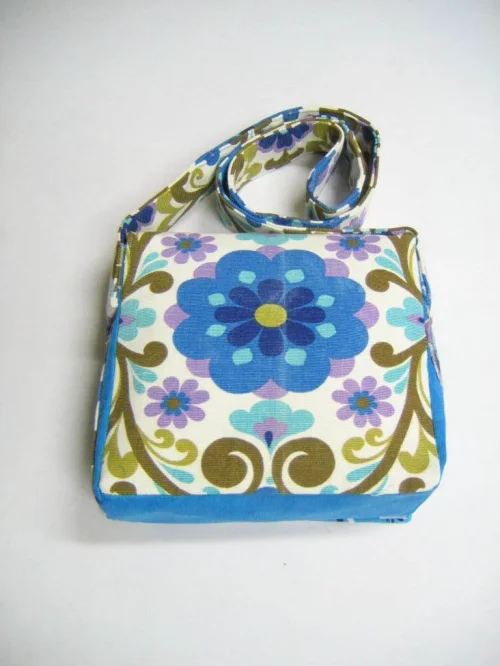 Bild 2 von Kleine Tasche