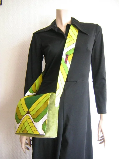 Bild 4 von Kleine Tasche