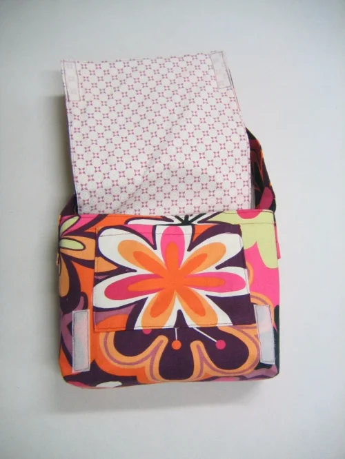 Bild 2 von Kleine Tasche
