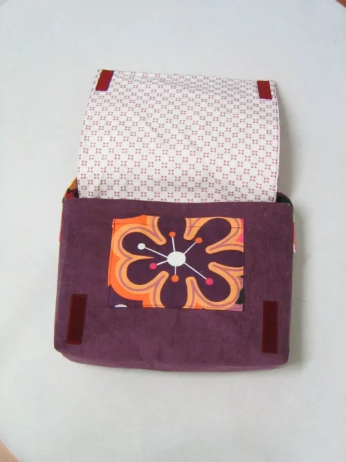 Bild 2 von Mittlere Tasche