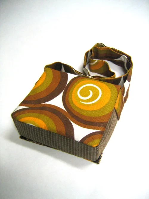 Bild 3 von Kleine Tasche