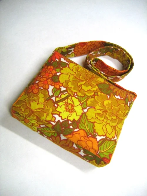 Bild 4 von Mittlere Tasche