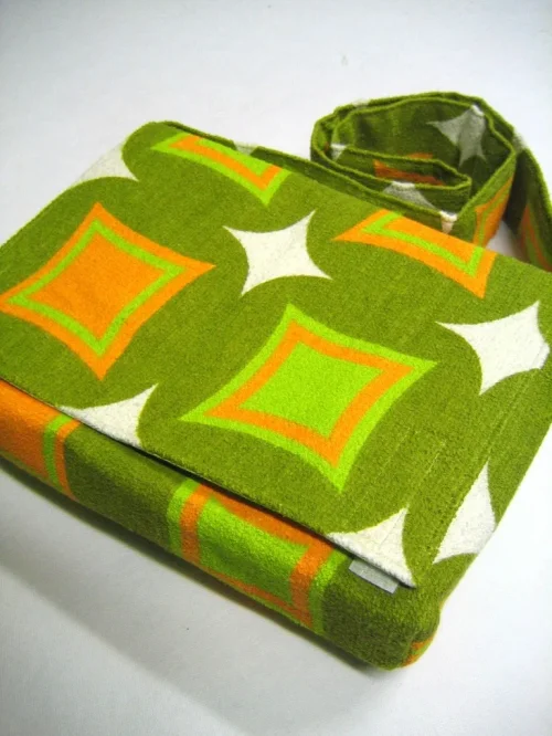 Bild 4 von Mittlere Tasche