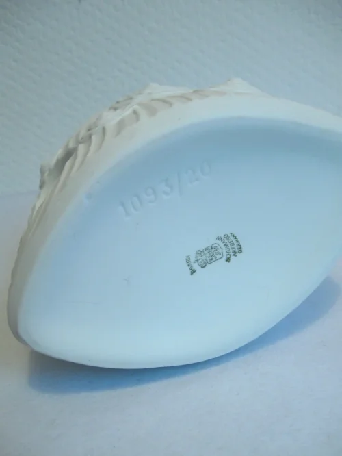 Bild 4 von Bisquitporzellan Vase
