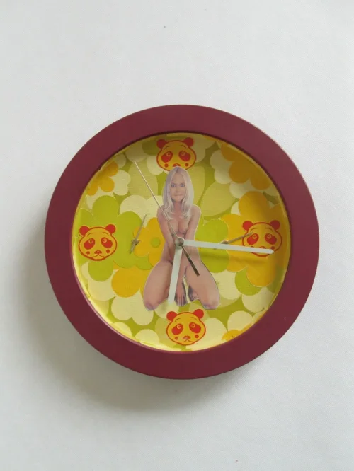 Bild 1 von Wanduhr designed by Frankie Maschine