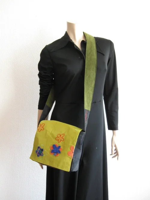 Bild 3 von Tasche klein
