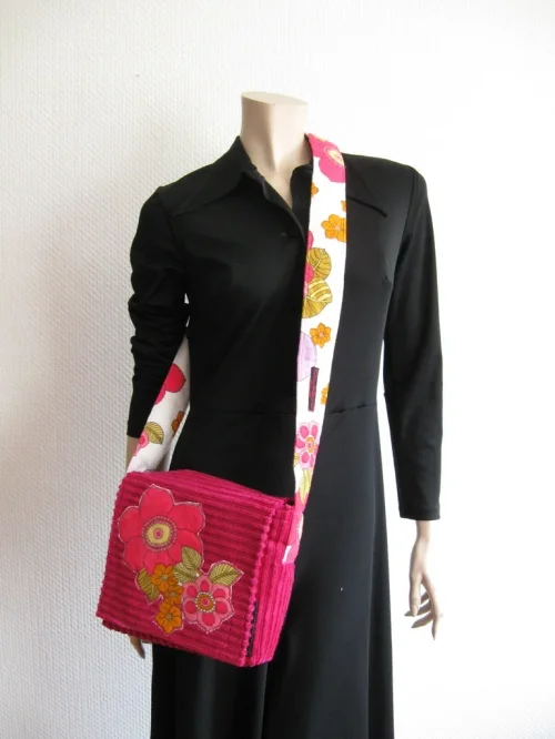 Bild 4 von Tasche klein