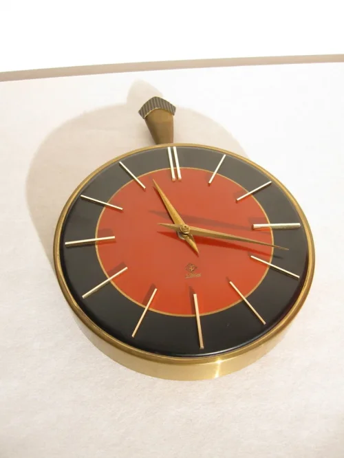 Bild 1 von T&N Wanduhr