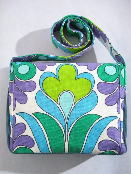 Bild 2 von Tasche mittel