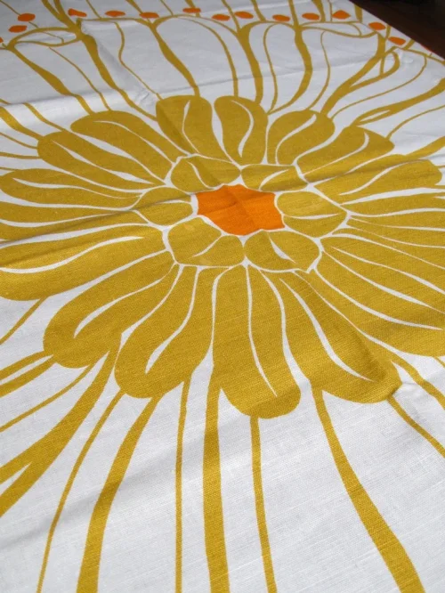 Bild 5 von 60er Tischdecke