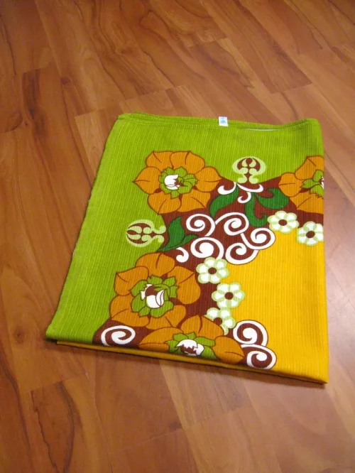 Bild 4 von 70er Tischdecke