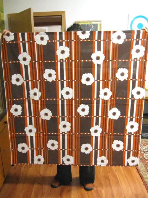 Bild 2 von 70er Tischdecke