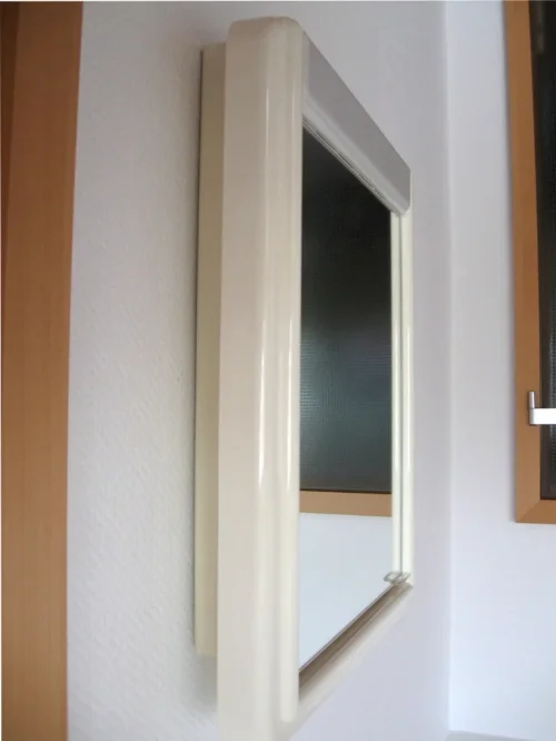 Bild 3 von 70er Spiegelschrank Allibert