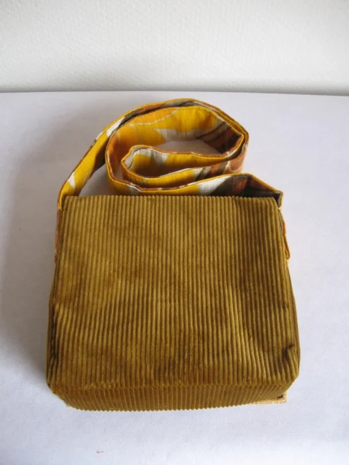Bild 3 von Tasche klein