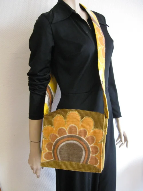 Bild 4 von Tasche klein