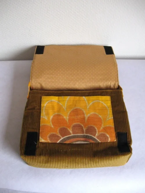 Bild 2 von Tasche mittel
