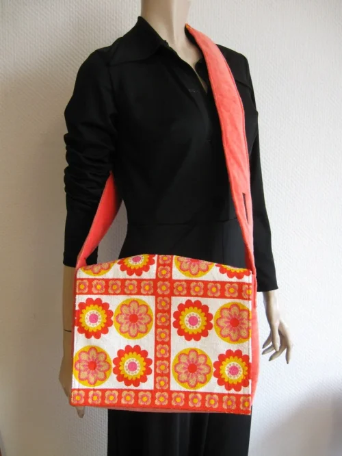 Bild 4 von Tasche mittel