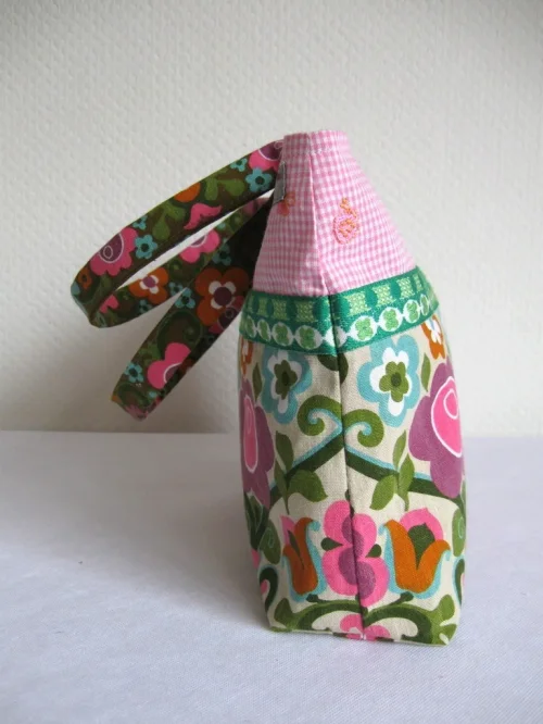 Bild 4 von Henkeltasche