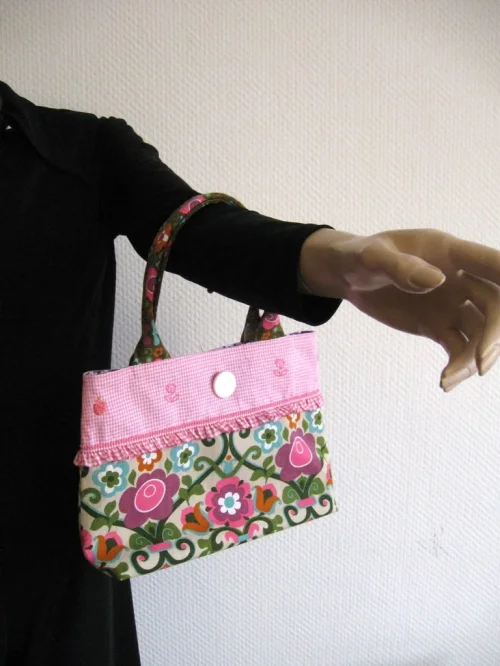 Bild 6 von Henkeltasche