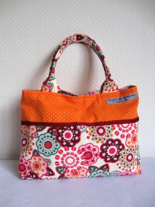 Bild 2 von Henkeltasche