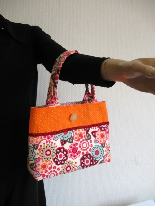 Bild 5 von Henkeltasche
