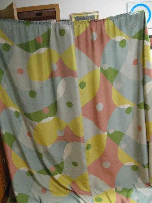 Bild 2 von 50er Riesenvorhang