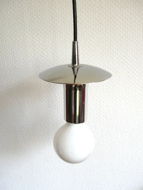 70er Chromlampe