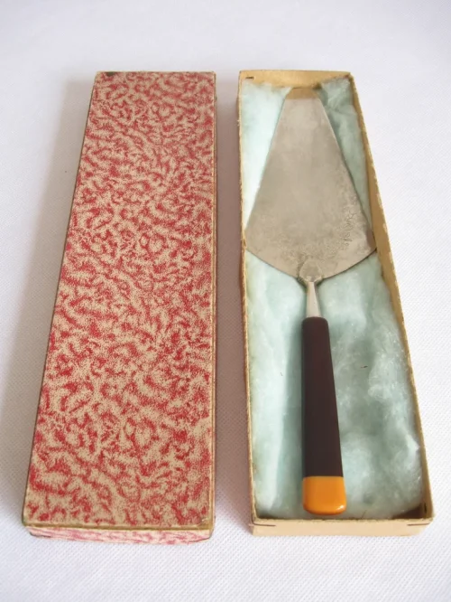 30er/40er cake lifter