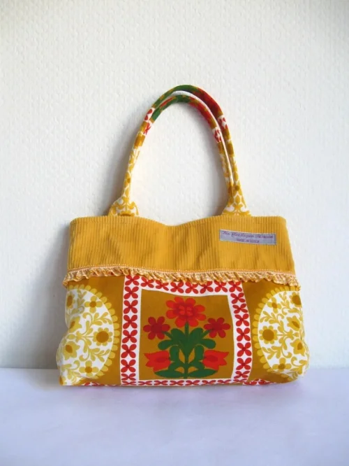 Bild 2 von Henkeltasche