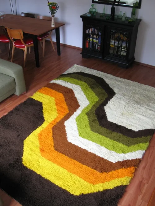 70er Hochfloor Teppich