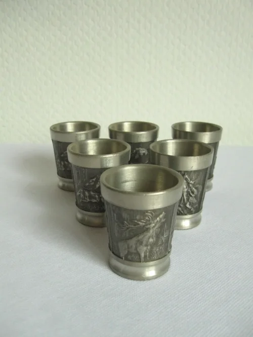 60s tin cup hunting motives