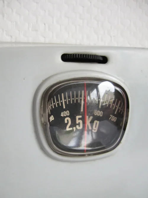 Bild 3 von 50er Küchenwaage Stube