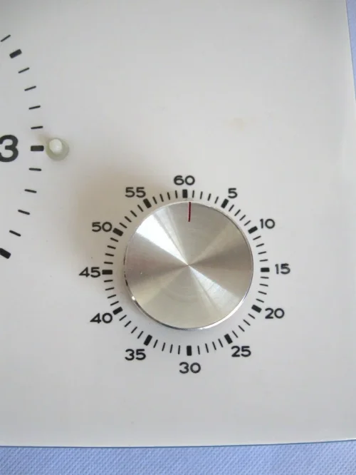 Bild 6 von 50er Küchenuhr Wanduhr Dugena