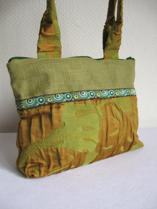 Bild 3 von Henkeltasche