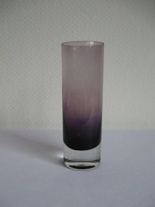 70er Glasvase Violett