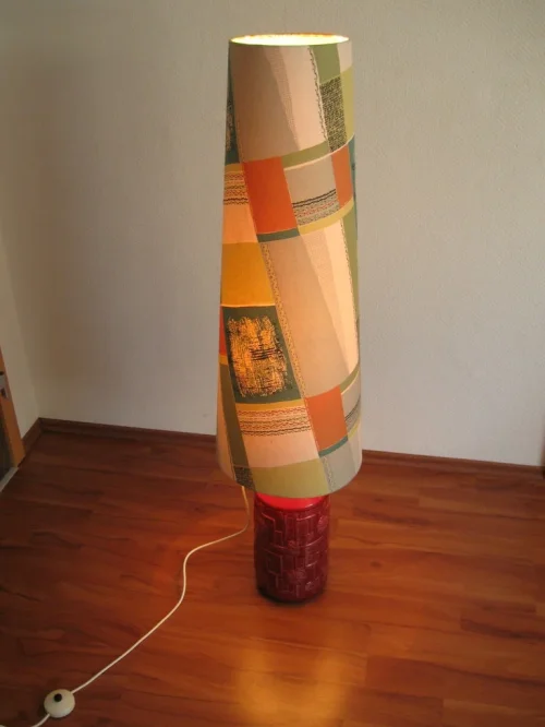 Bild 2 von Stehlampe