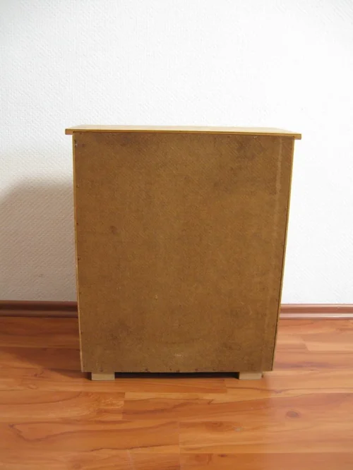 Bild 5 von 70er Schränkchen / Puppenschrank