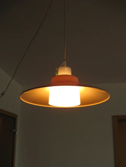 Bild 4 von 70er Küchenlampe ARO