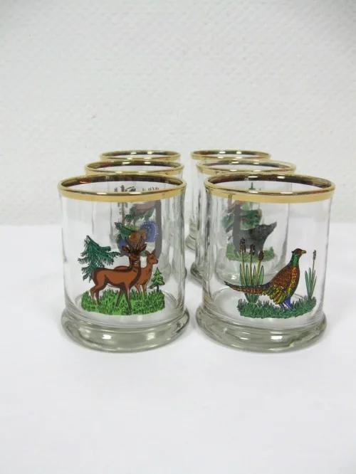 Drinking glasses