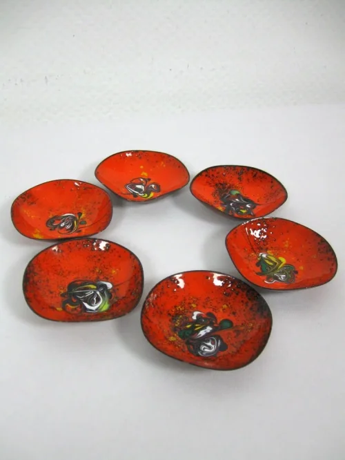 Bild 2 von 70er Emaille Schälchen