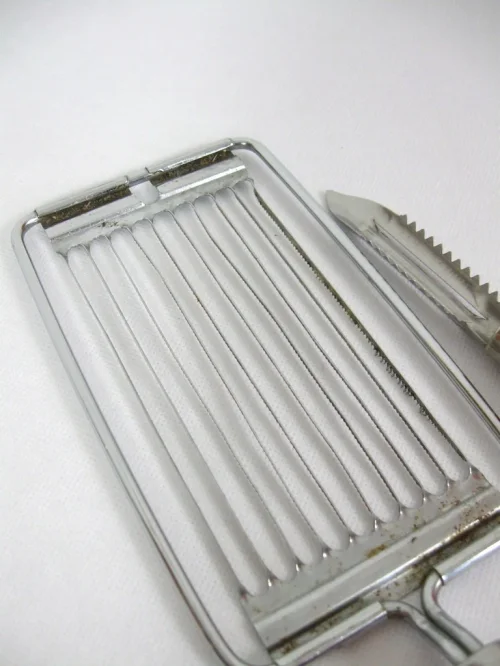 Bild 3 von Vintage kitchen utensils