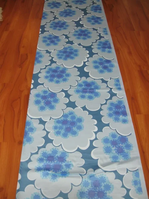 Bild 3 von 70er Satinstoff