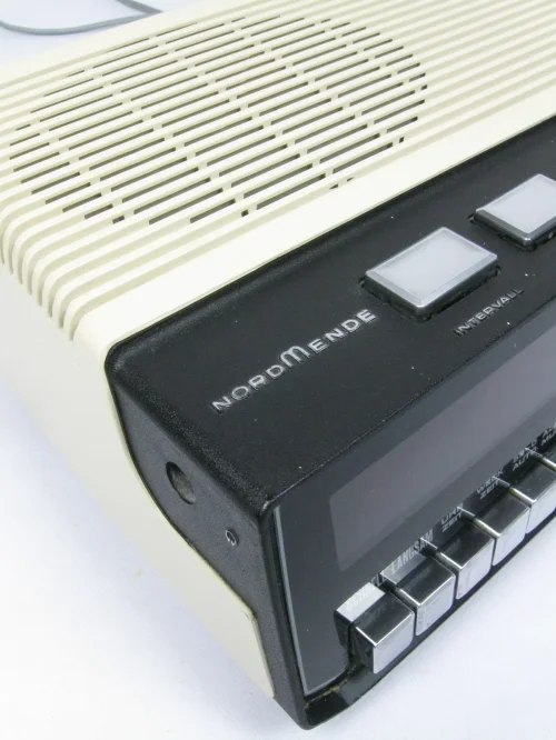 Bild 4 von 70er Radiowecker