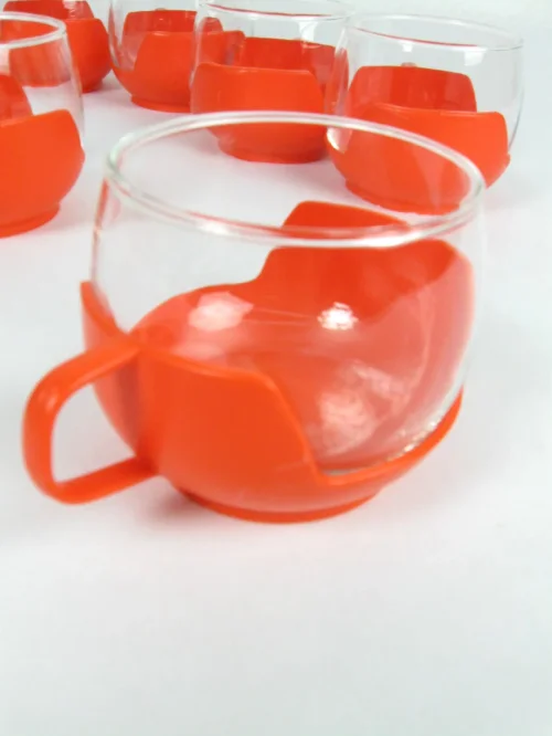 70er Becher